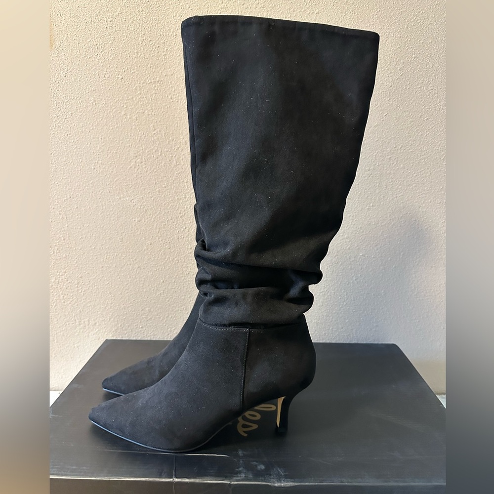 Charles by Charles David Adelphi Slouchy Heeled Boot - NIB
